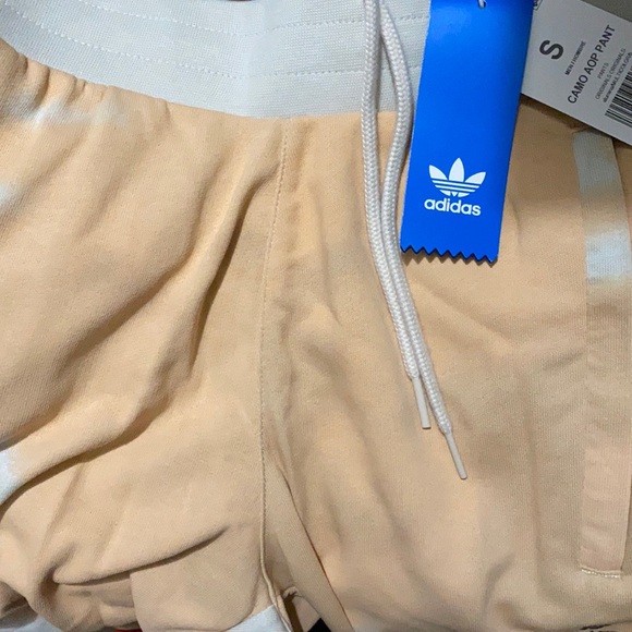Adidas camo aop pant - size S - Picture 2 of 10